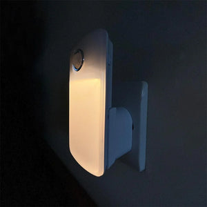 Plug-in sensor light