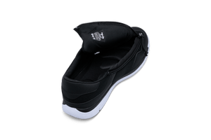 Voyage black tornado - wider fit, unisex