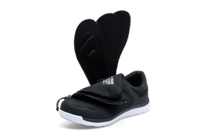 Voyage black tornado - wider fit, unisex