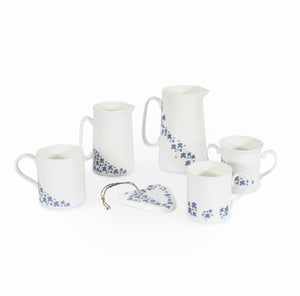 Forget-me-not 1 pint farmhouse jug