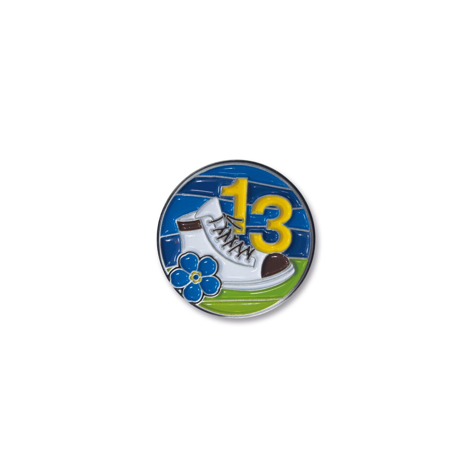 Pin with a shoe design, a forget-me-not flower and number 26 on a white background