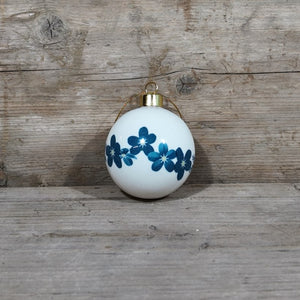 Forget-me-not and snowflake bauble
