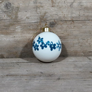Forget-me-not and snowflake bauble