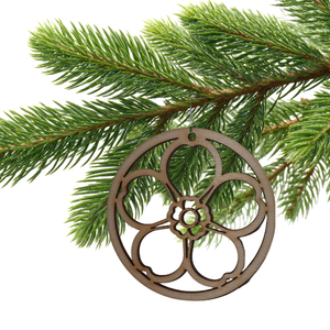 Christmas wreath and bauble - single card