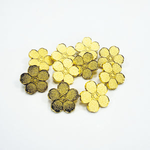 Gold metal forget-me-not flower pin badge x 10
