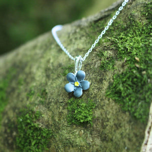 Forget me-not mini flower necklace