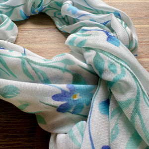 Forget me-not flower scarf